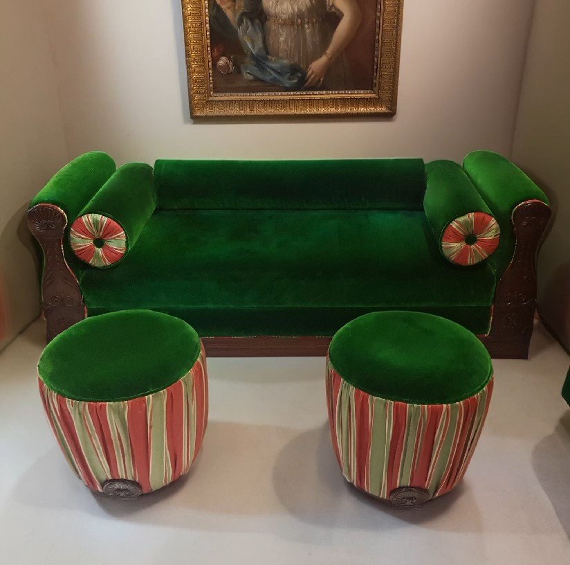 Small Sofa And Pair Of Antique Mahogany Stools From The Restoration Period