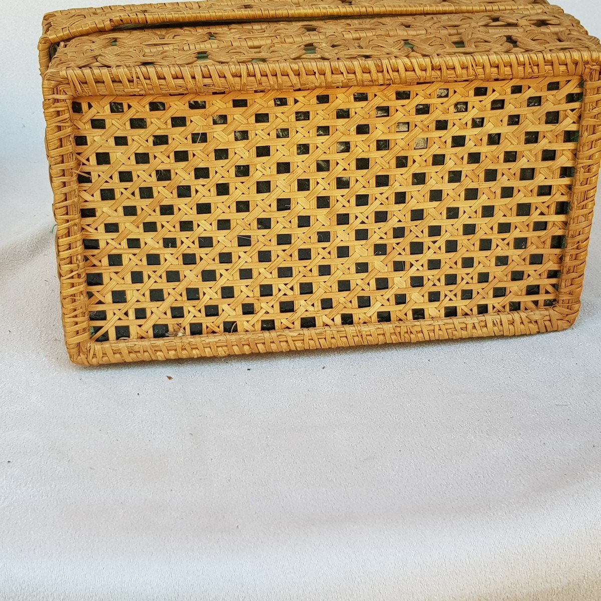 Antique Wicker Sewing Box - Early 20th Century-photo-6