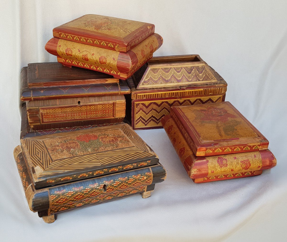 Antique 19th Century Straw Marquetry Box Decorated With Roses-photo-8