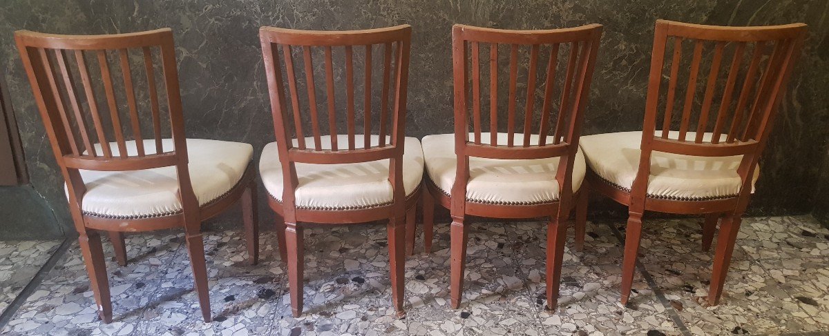 Series Of 4 18th Century Italian Chairs In Walnut-photo-3