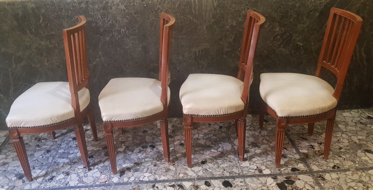 Series Of 4 18th Century Italian Chairs In Walnut-photo-4