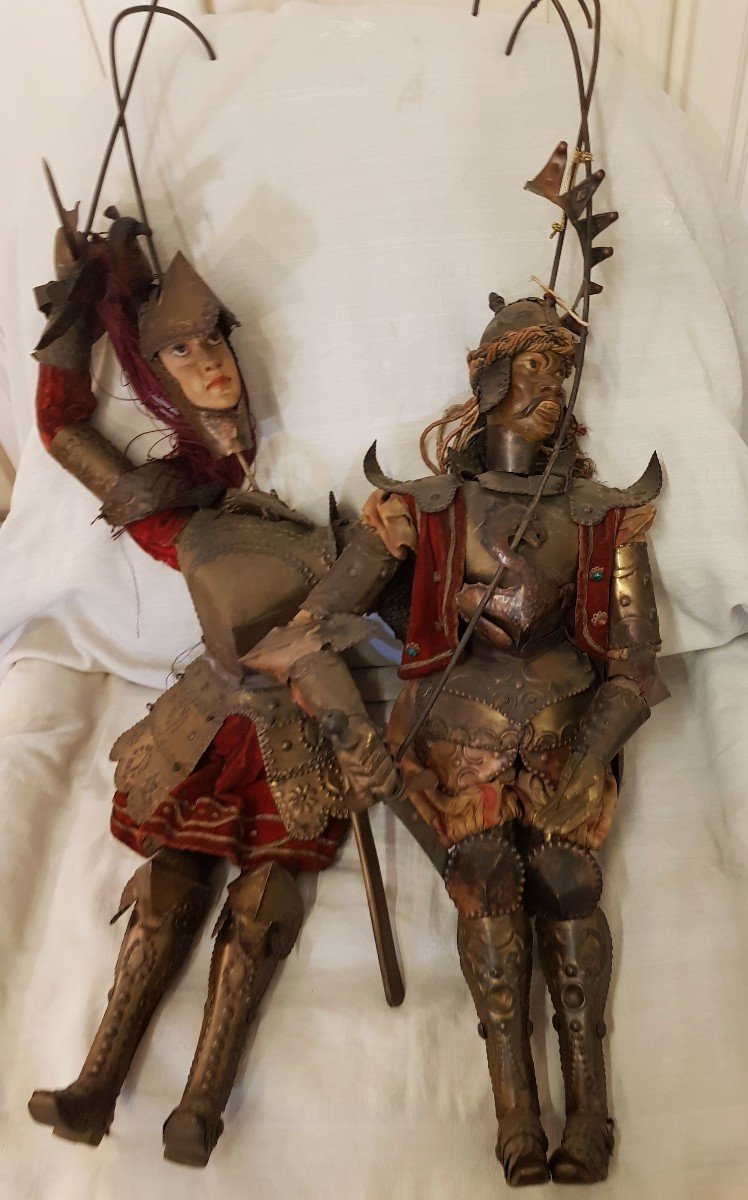 Deux Anciennes Marionettes "pupi" Siciliennes Orlando E il Saraceno