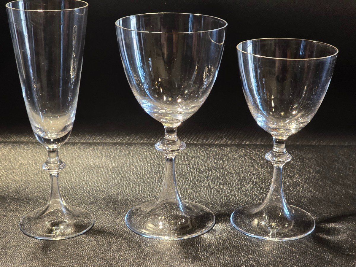 Lot De 18 Verres Anciens En Verre Soufflé : 6 Pour l'Eau, 6 Pour Le Vin Et 6 Flûtes à Champagne-photo-4