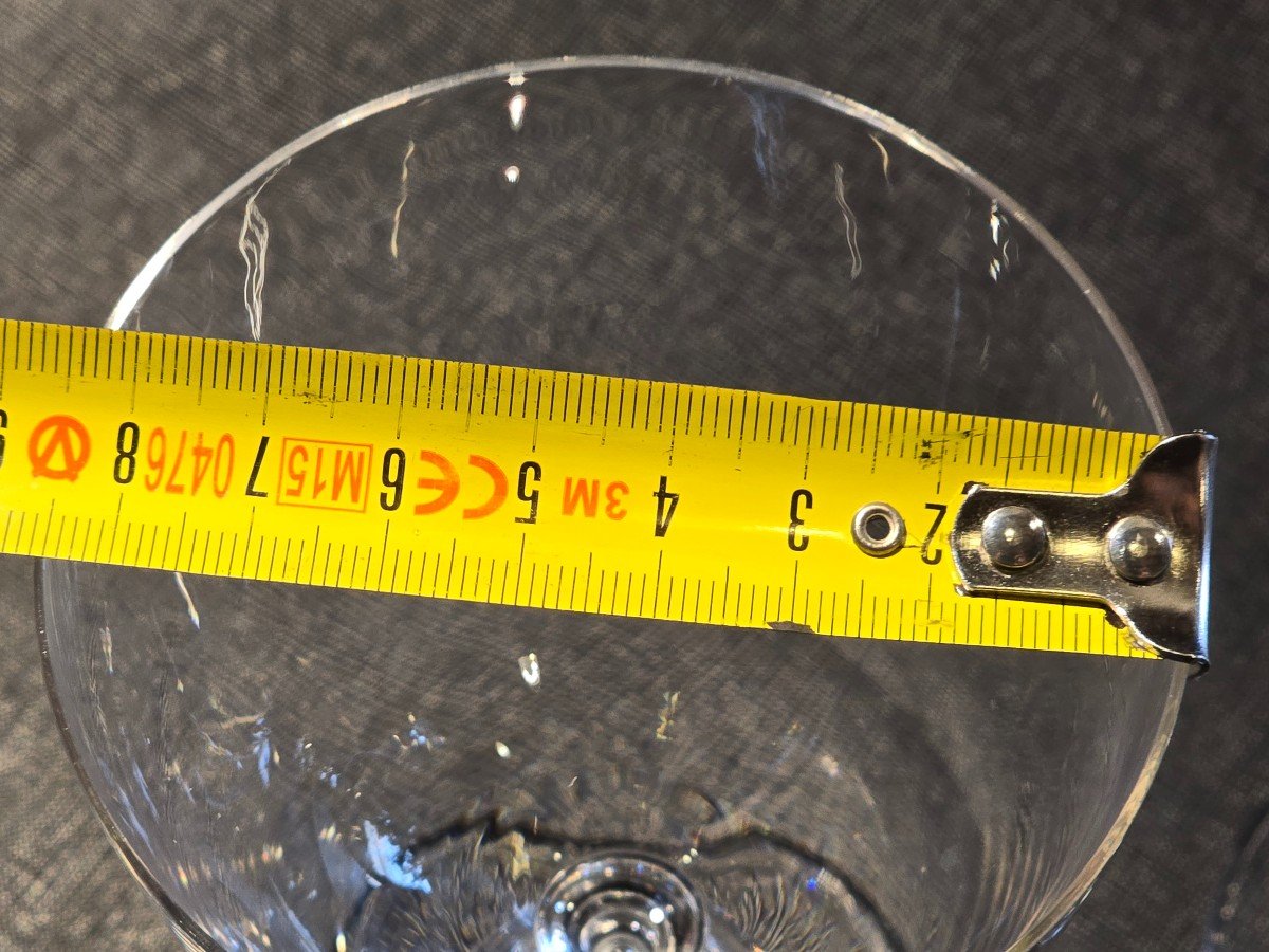 Lot De 18 Verres Anciens En Verre Soufflé : 6 Pour l'Eau, 6 Pour Le Vin Et 6 Flûtes à Champagne-photo-7