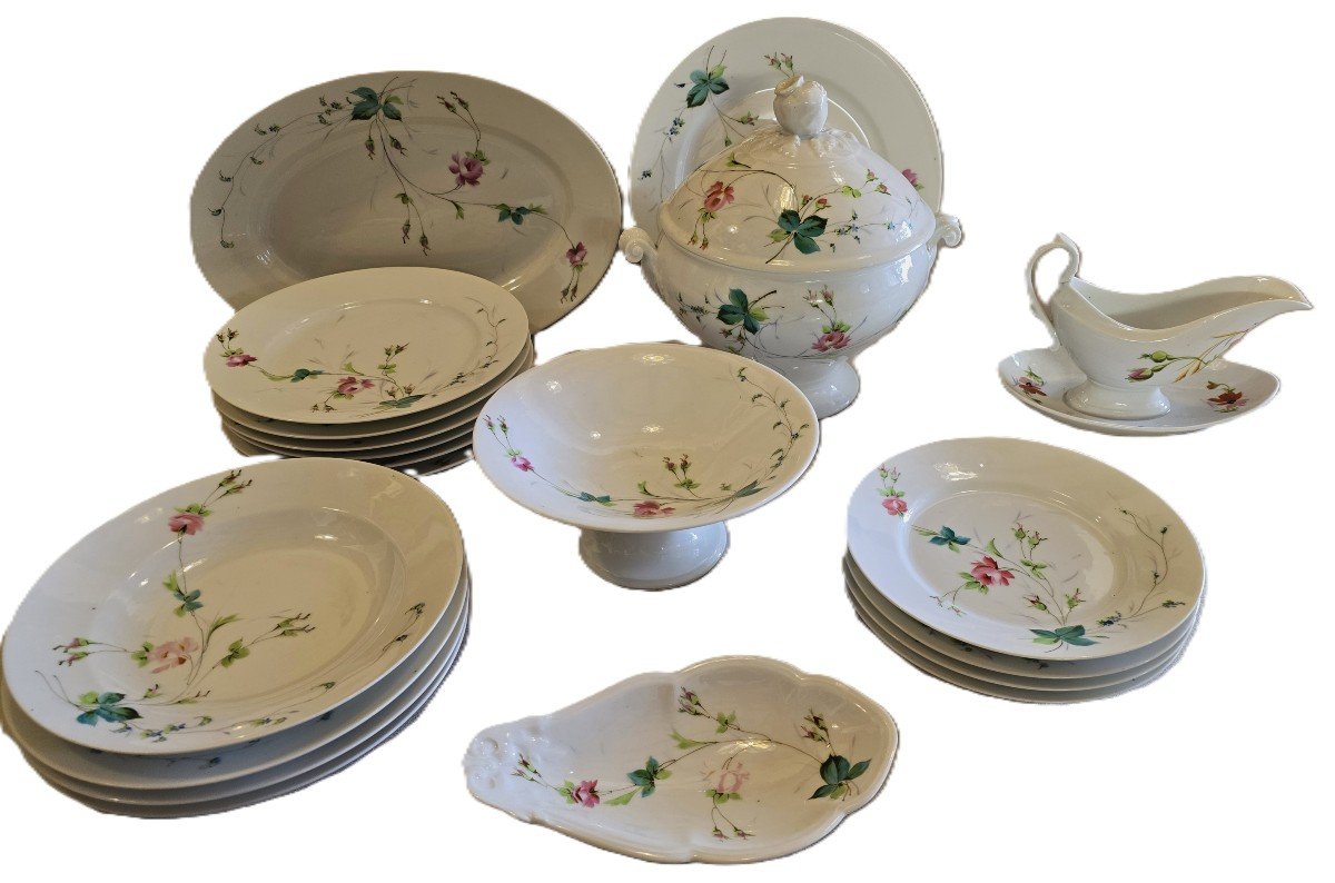 Lot De 20 Pièces De Service En Porcelaine Ginori XIXe Siècle