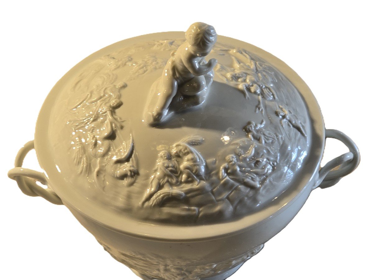 Ancient Nursing Cup In Ginori Porcelain-photo-2