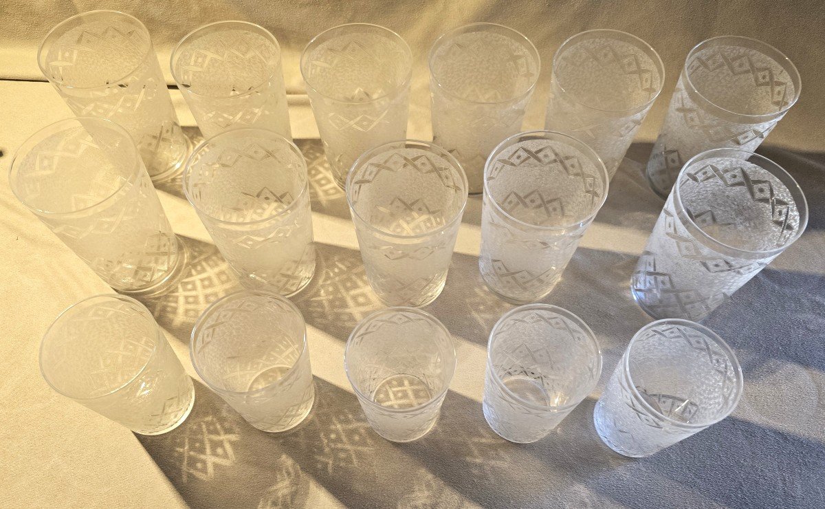 Set Of 15 Antique Acid-etched Crystal Goblets-photo-2