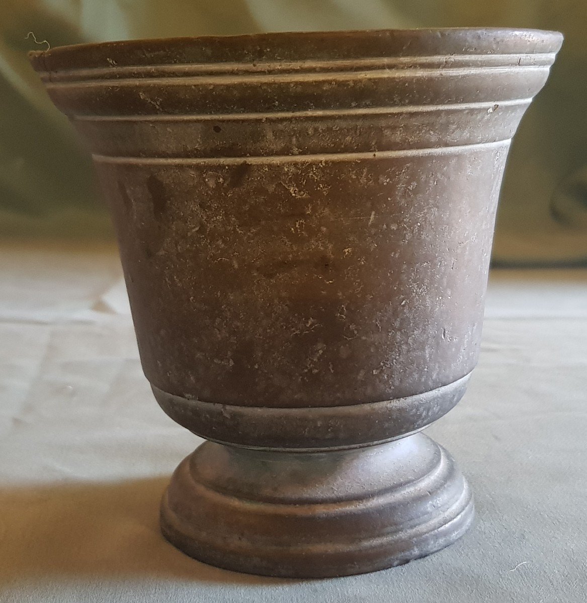 Old Bronze Mortar And Its Pestle-photo-3