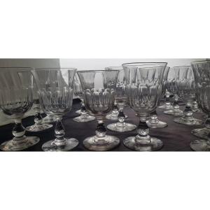 Set Of 18 Antique Water Goblets From The End Of The 19th Century In Cut Crystal H 14-15 Cm