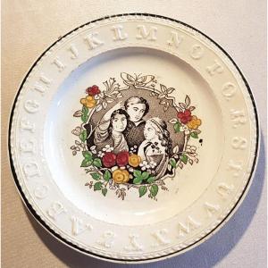 Ancienne Assiette  Alphabet Pour Enfant Staffordshire  XIX ème Siècle