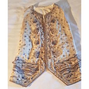 Old 18th Century Vest In Silk Embroidered With Metallic Threads And Rhinestones