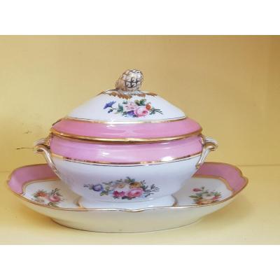 Saucière Ancienne  En Porcelaine De Paris Riche Décor De Fleurs