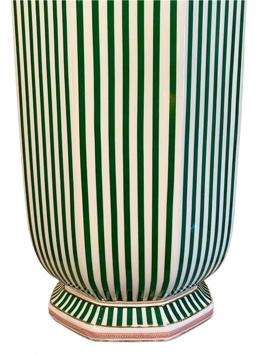 An Important Pair Of Porcelain Vases. Early 20th Century, Art Deco. -photo-1