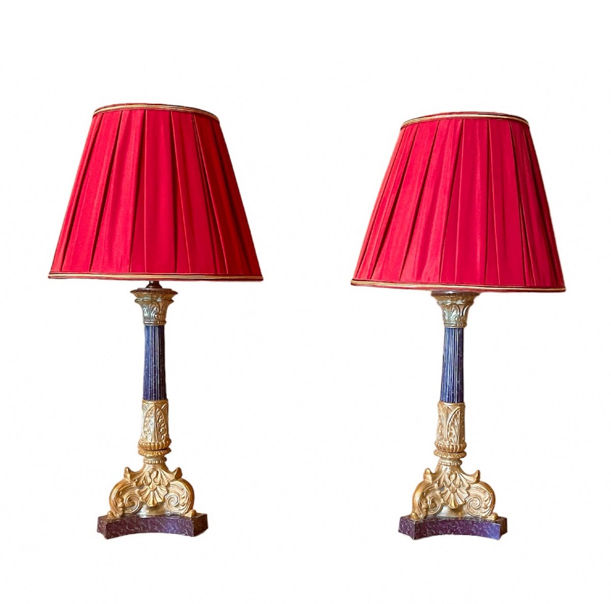 Paire De Lampes De Style Empire En Tôle Doré Et Partiellement Laqué. 2ème Moitié Du XXe Siècle.