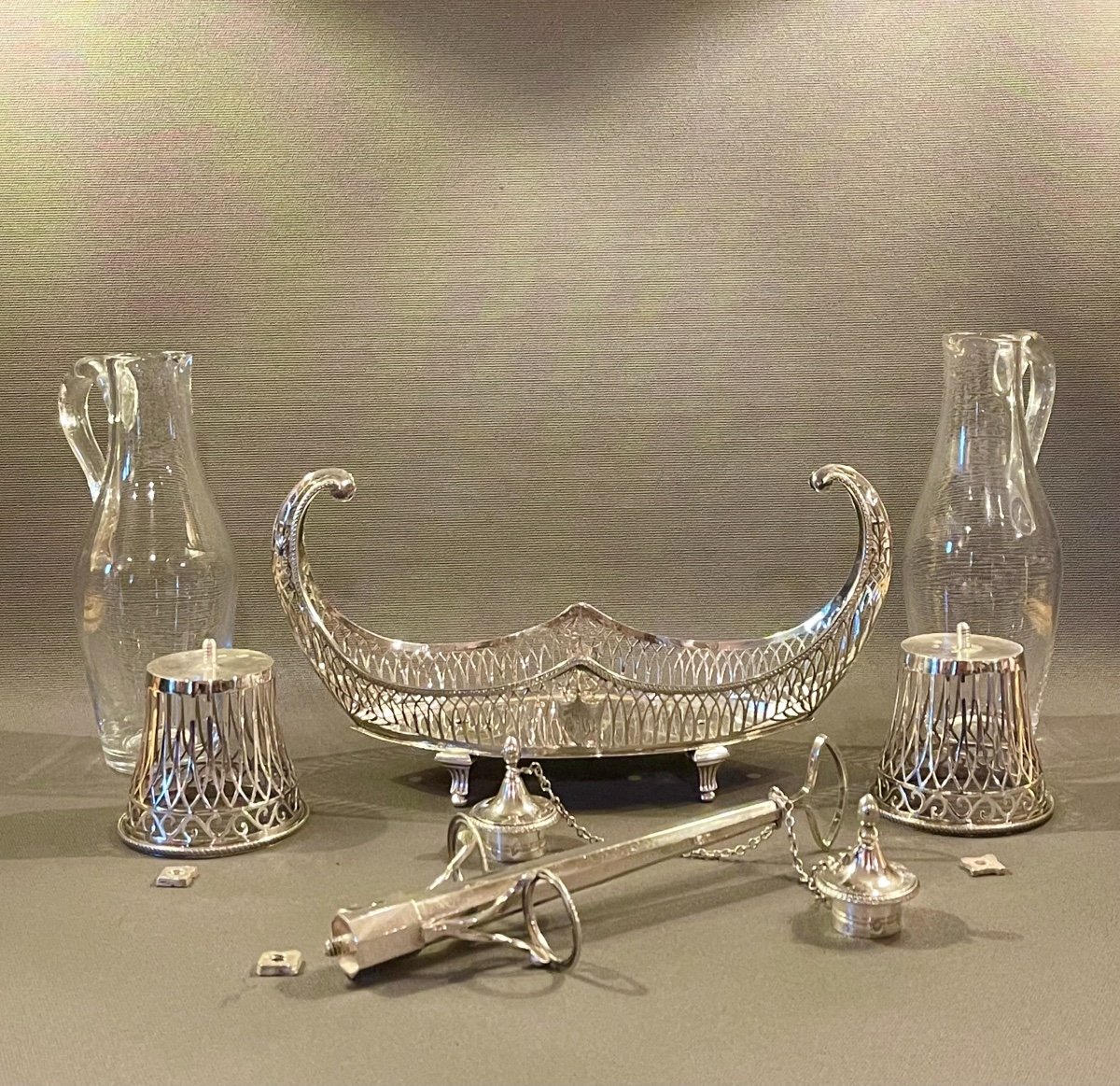 An Empire Silver Cruet-stand With Its Corks. Paris, 1798-1809-photo-2