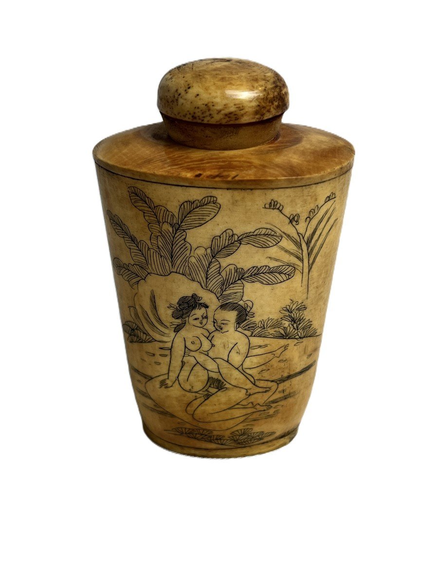 China, Double Snuff Bottle Decorated With Erotic Scenes, Early 20th Century-photo-3