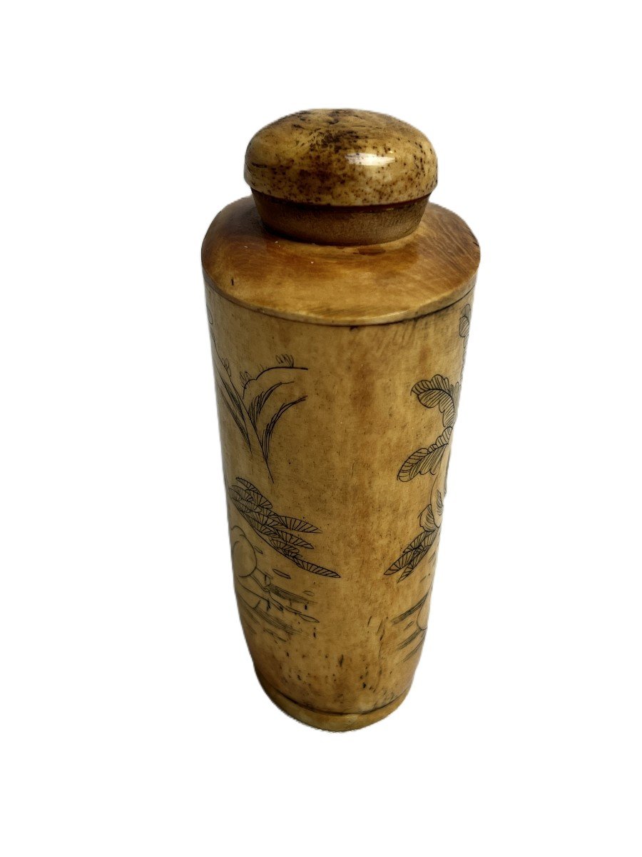 China, Double Snuff Bottle Decorated With Erotic Scenes, Early 20th Century-photo-1