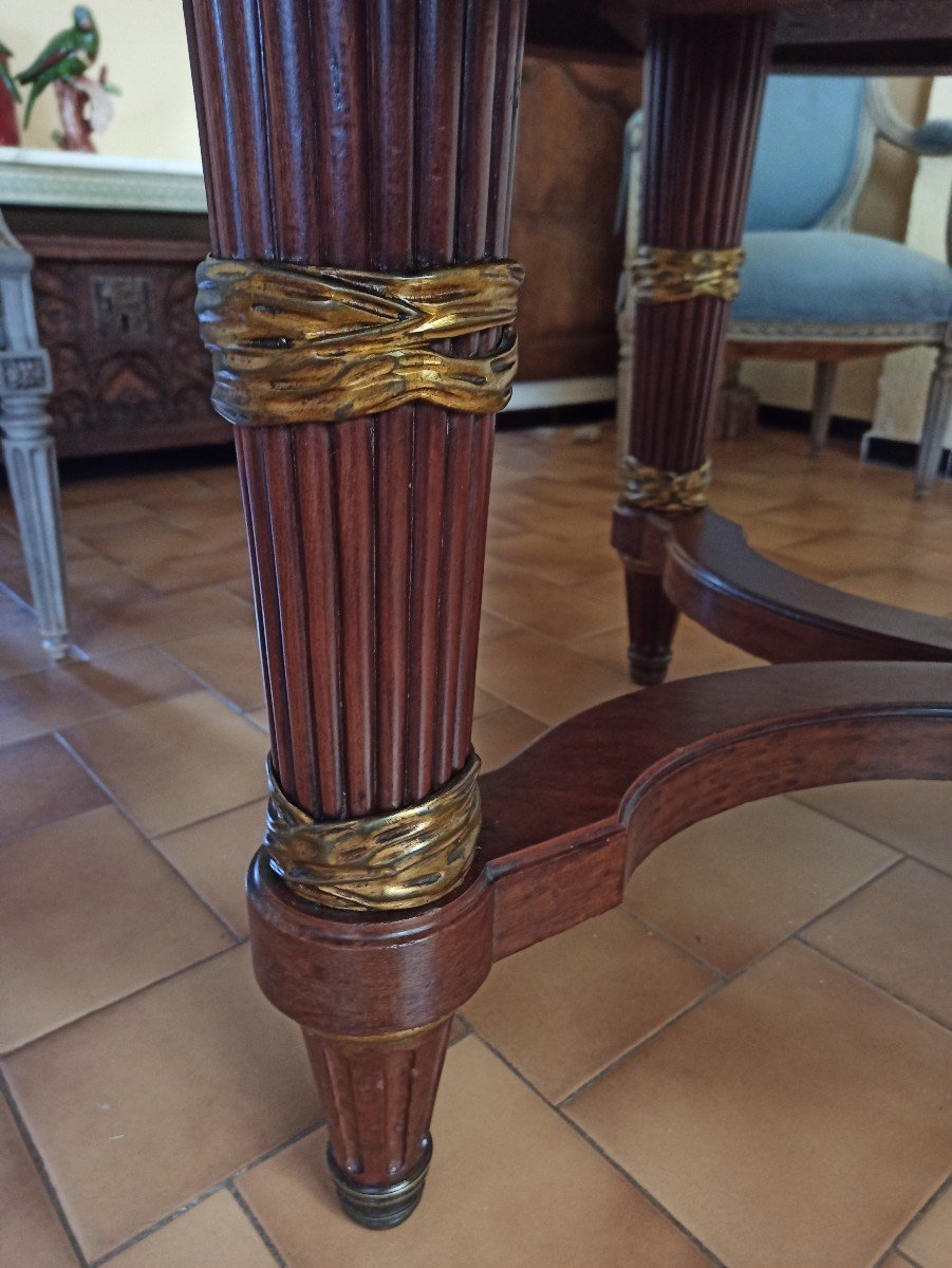 Large Oval Mahogany Table From The 19th Century-photo-6