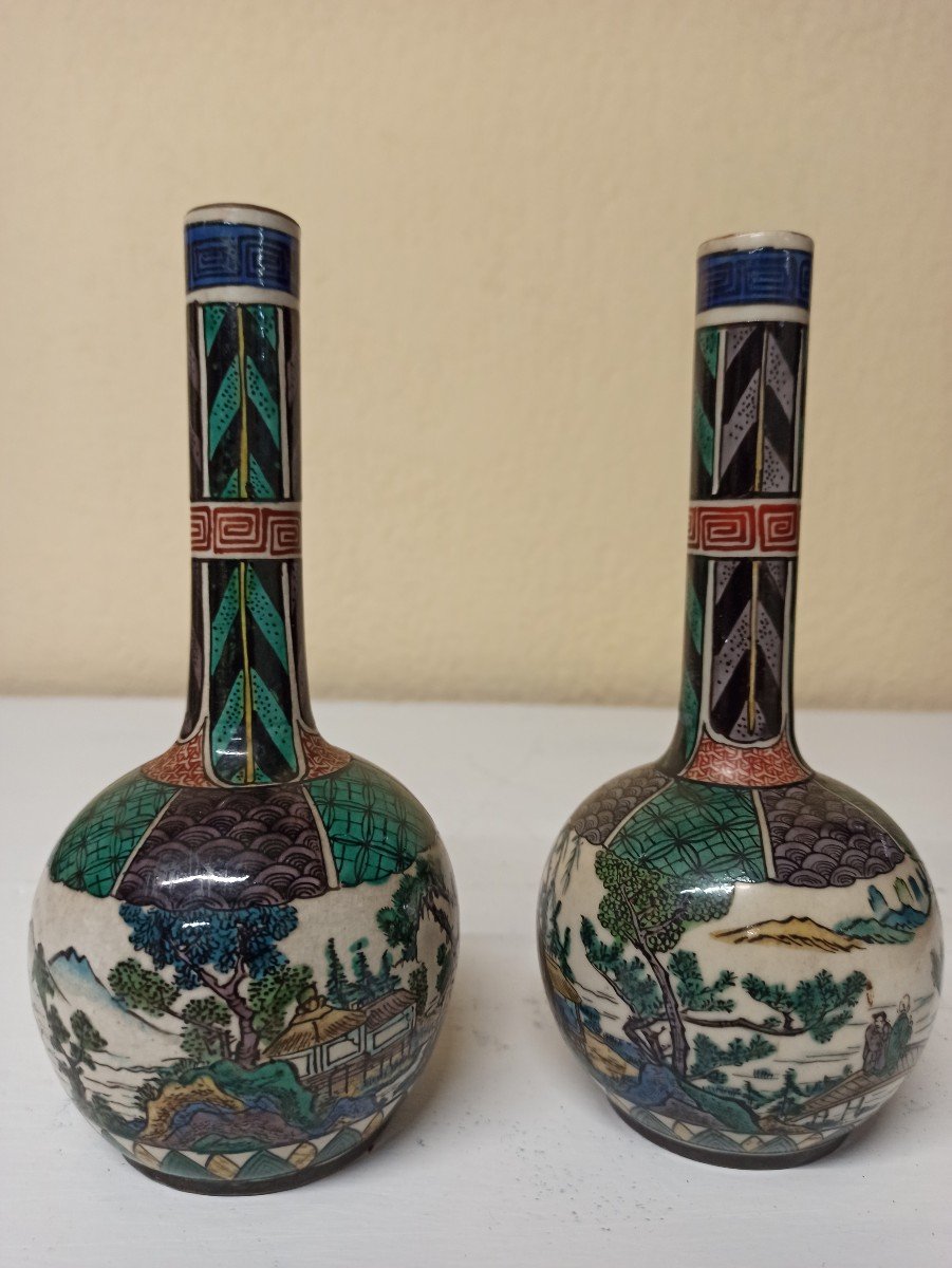 Pair Of Kutani Earthenware Vases From Japan-photo-2