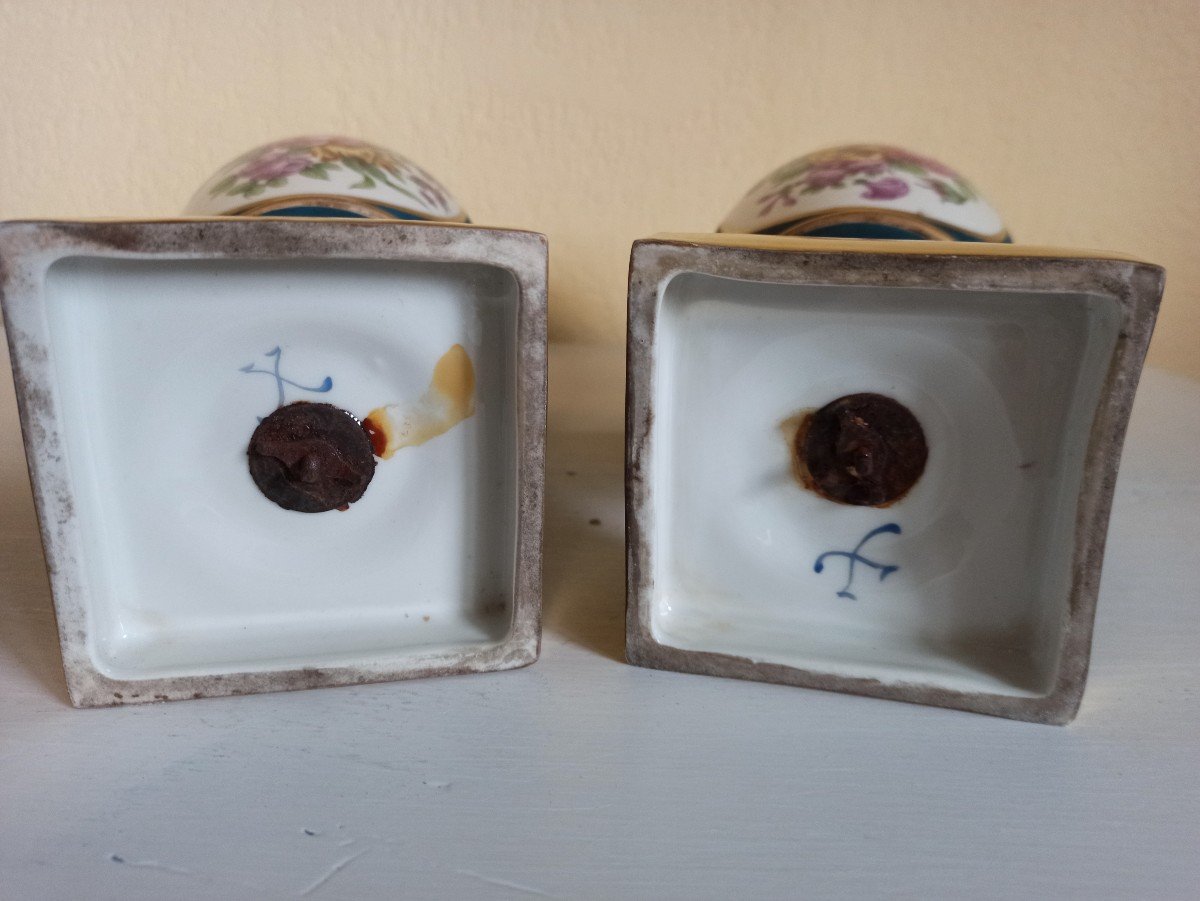 Pair Of  Style Restoration Period Porcelain Vases Smason-photo-4