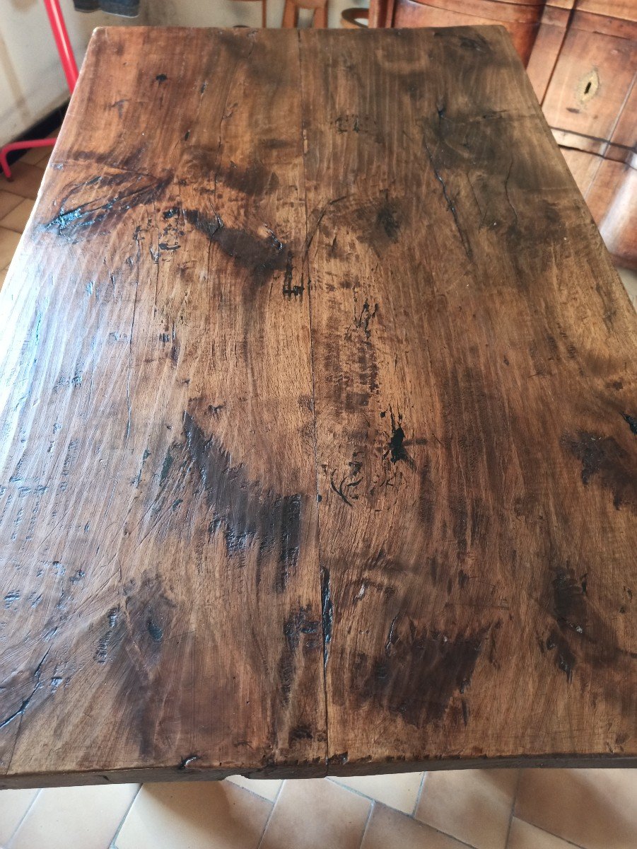 19th Century Spanish Walnut Table-photo-4