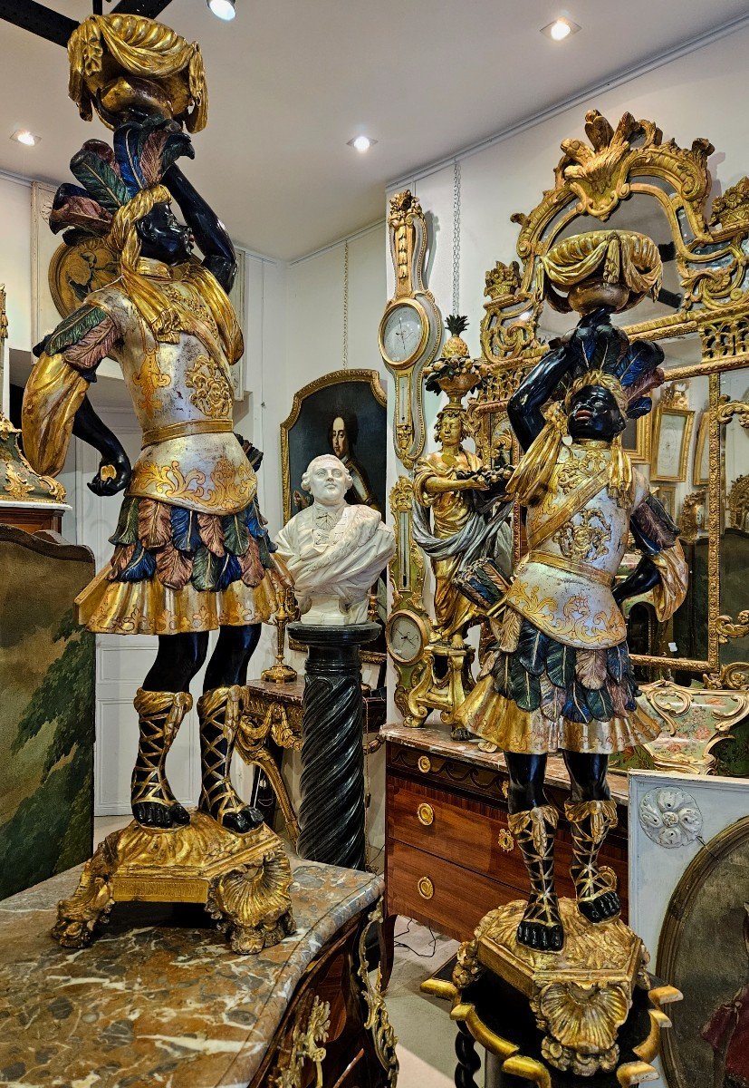  Pair Of Nubian Torchiere Holder In Carved Gilded And Polychrome Wood Venice Early 19th Century-photo-3