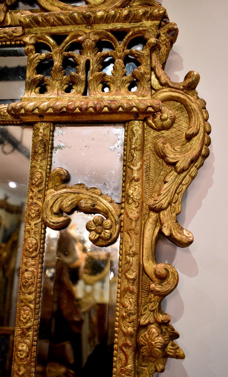 Important Miroir A Parecloses En Bois Sculpté Et Doré Epoque Régence XVIII ème-photo-1