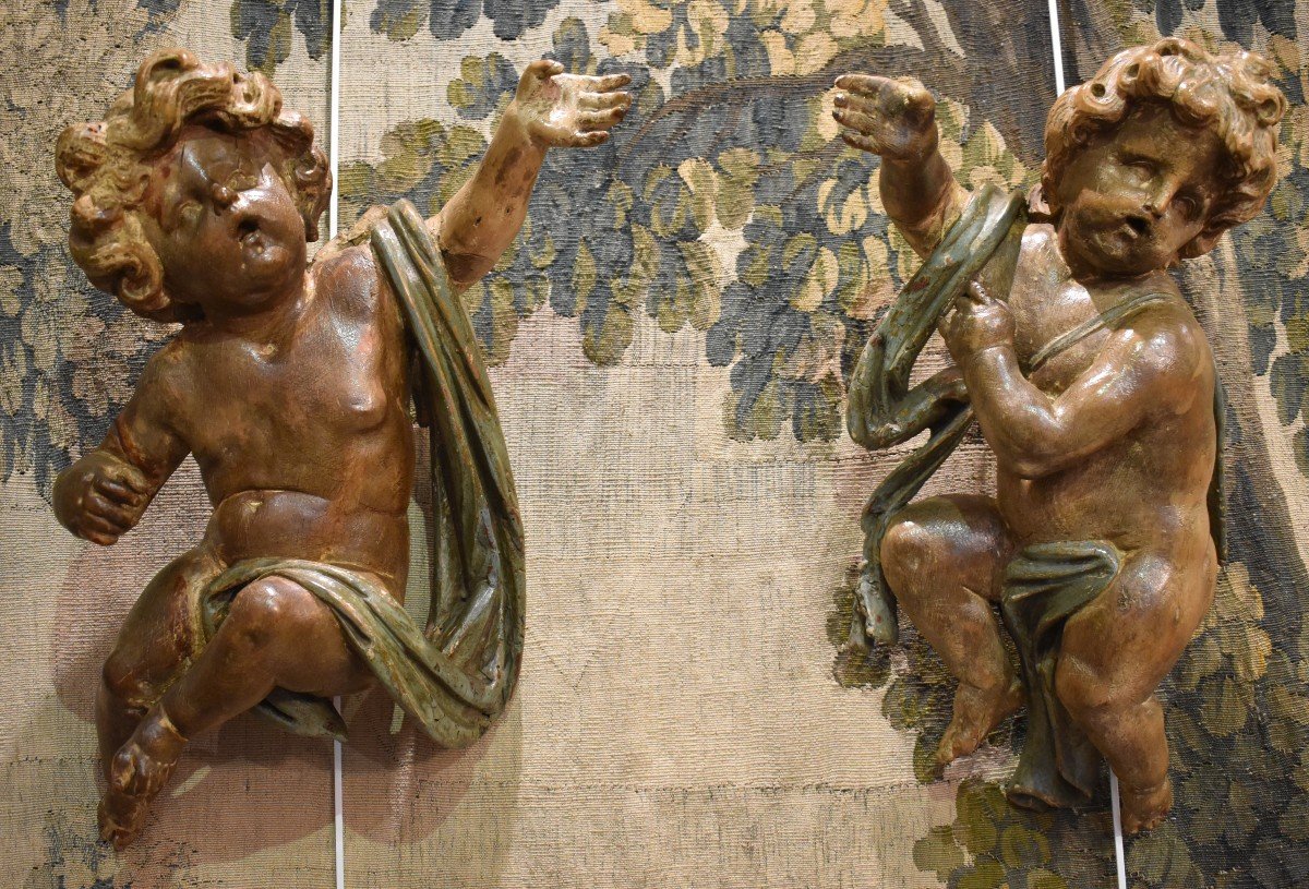 Pair Of Putti In Carved Linden Louis XIV Period XVII