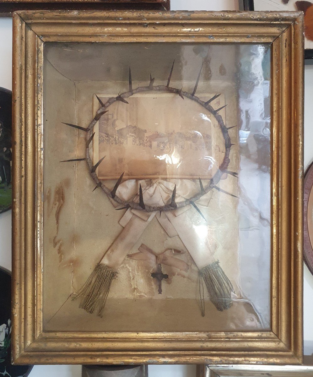 Post-mortem Reliquary Frame