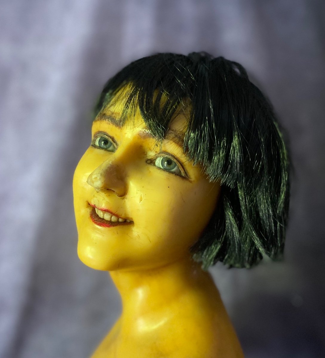 Wax Bust For Display Of Wigs, Lingerie And Bijoux - France Early 1900s -