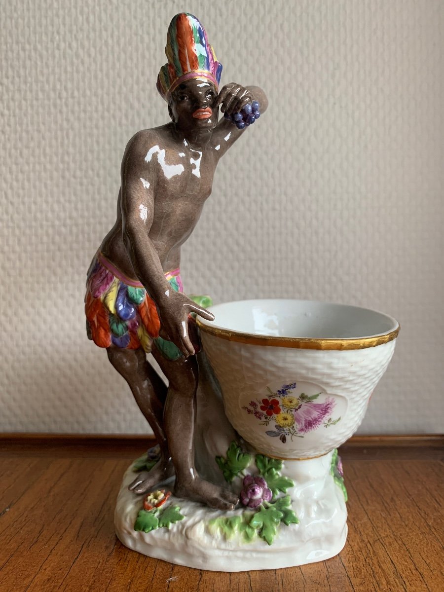 Meissen - Mohr An Dose Figure