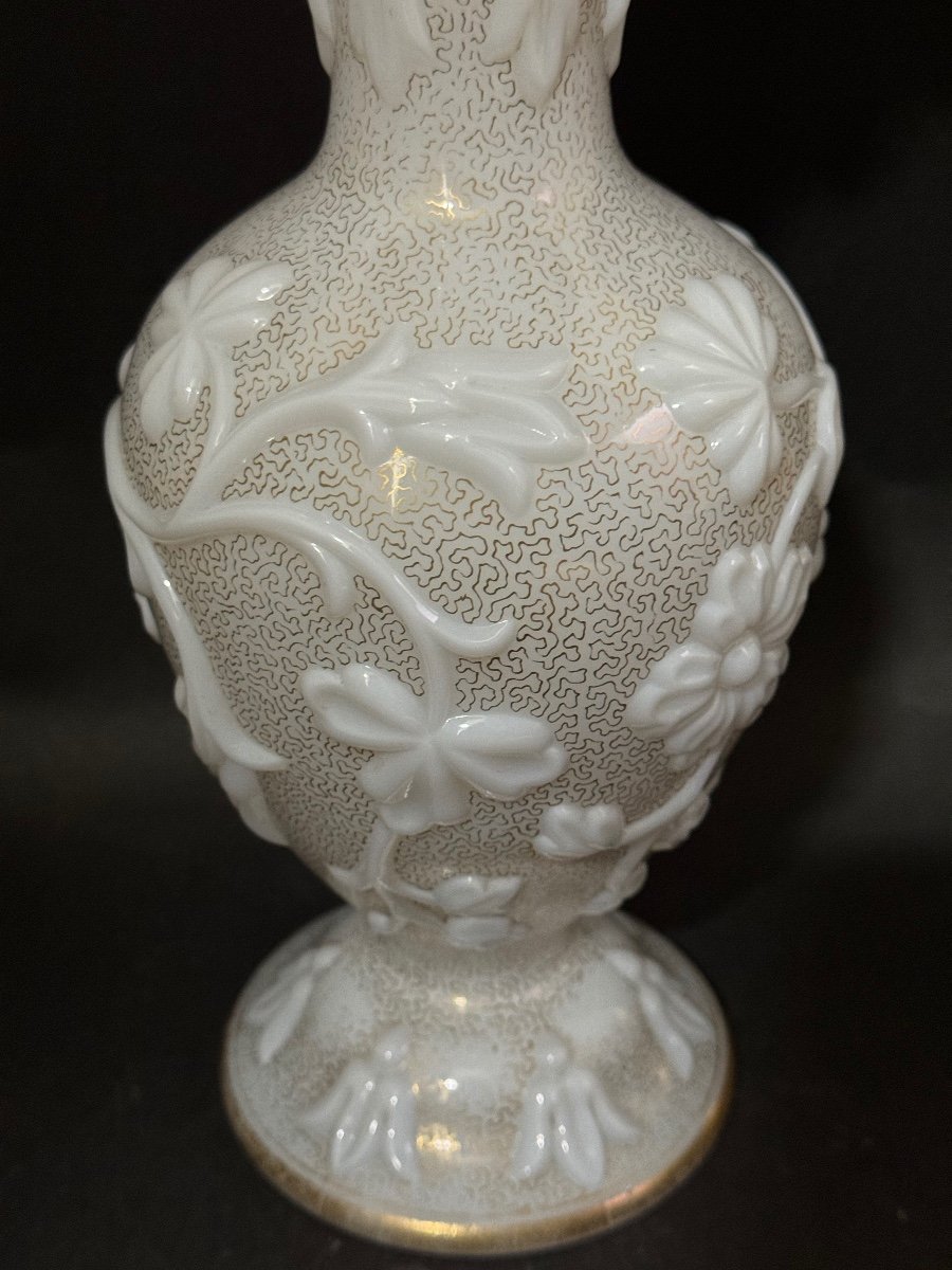 Baccarat - Vase In Opaline-photo-3