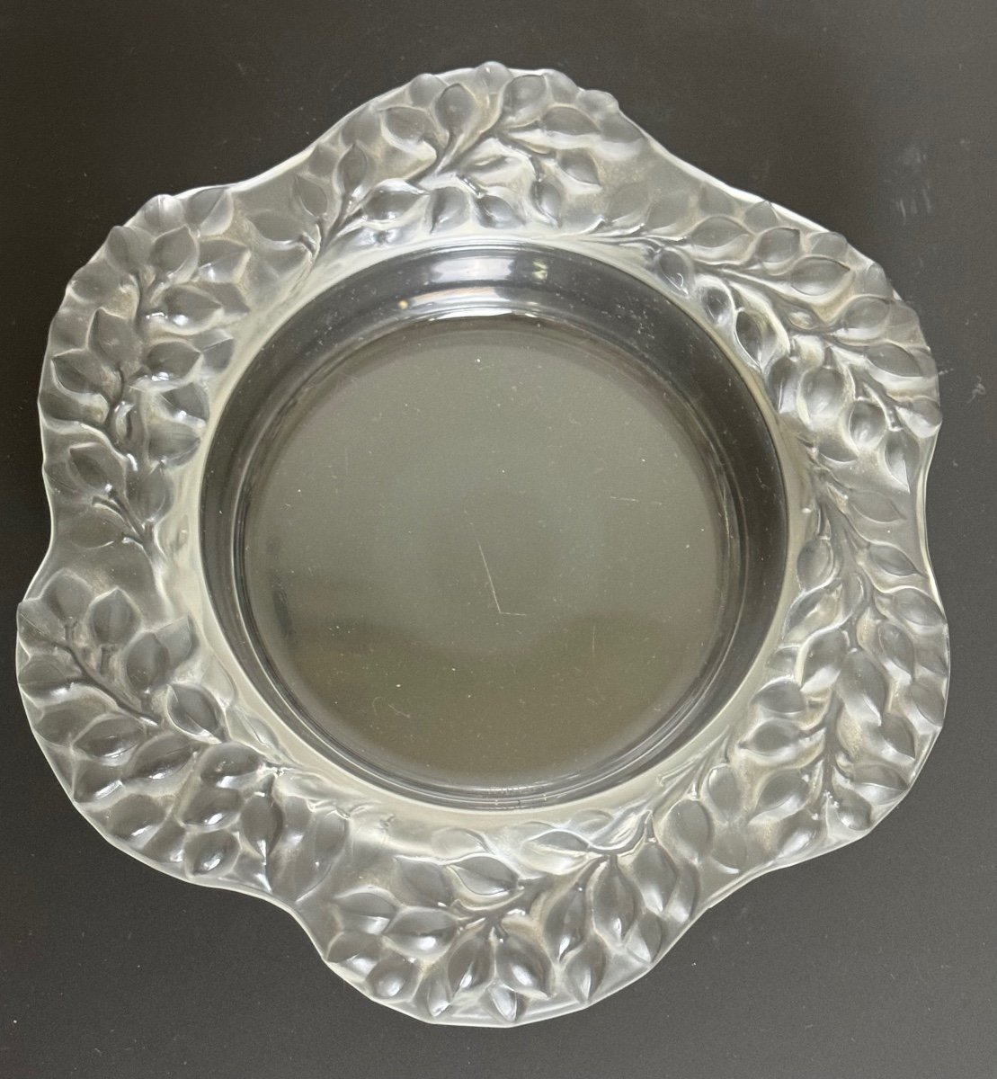 Lalique - Bowl Decorated With Branches Of Leaves