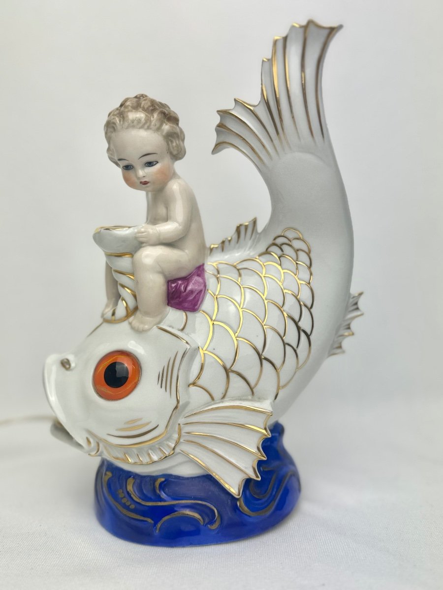 Night Light, Brulle Perfume In Porcelain Of A Child Mounted On A Fish.-photo-8