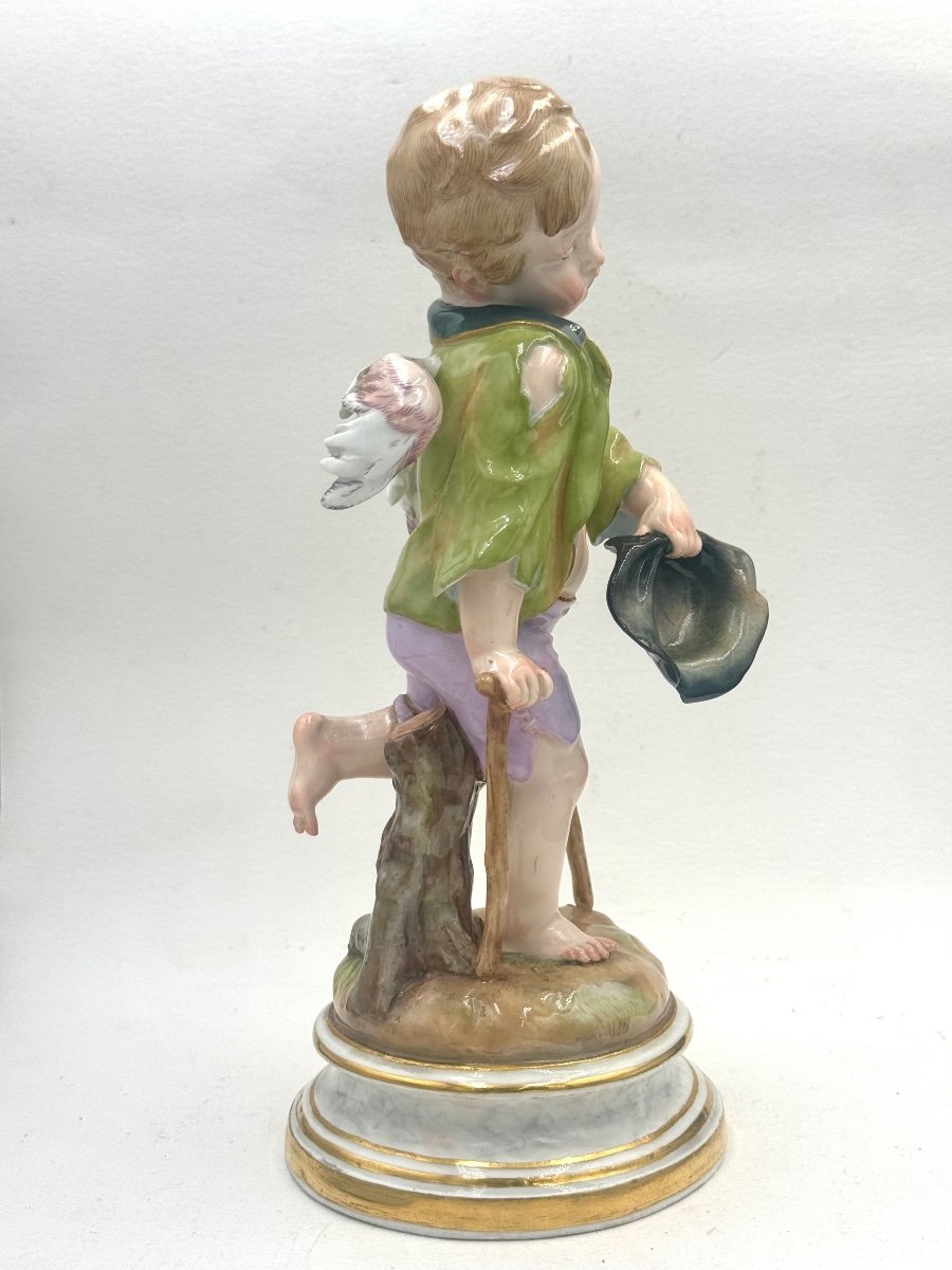 Meissen, Figure En Porcelaine Cupidon En Mendiant -photo-2