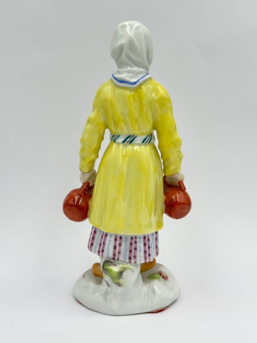 Meissen - Peasant Girl With Jugs From The Artisans And Farmers Series-photo-3