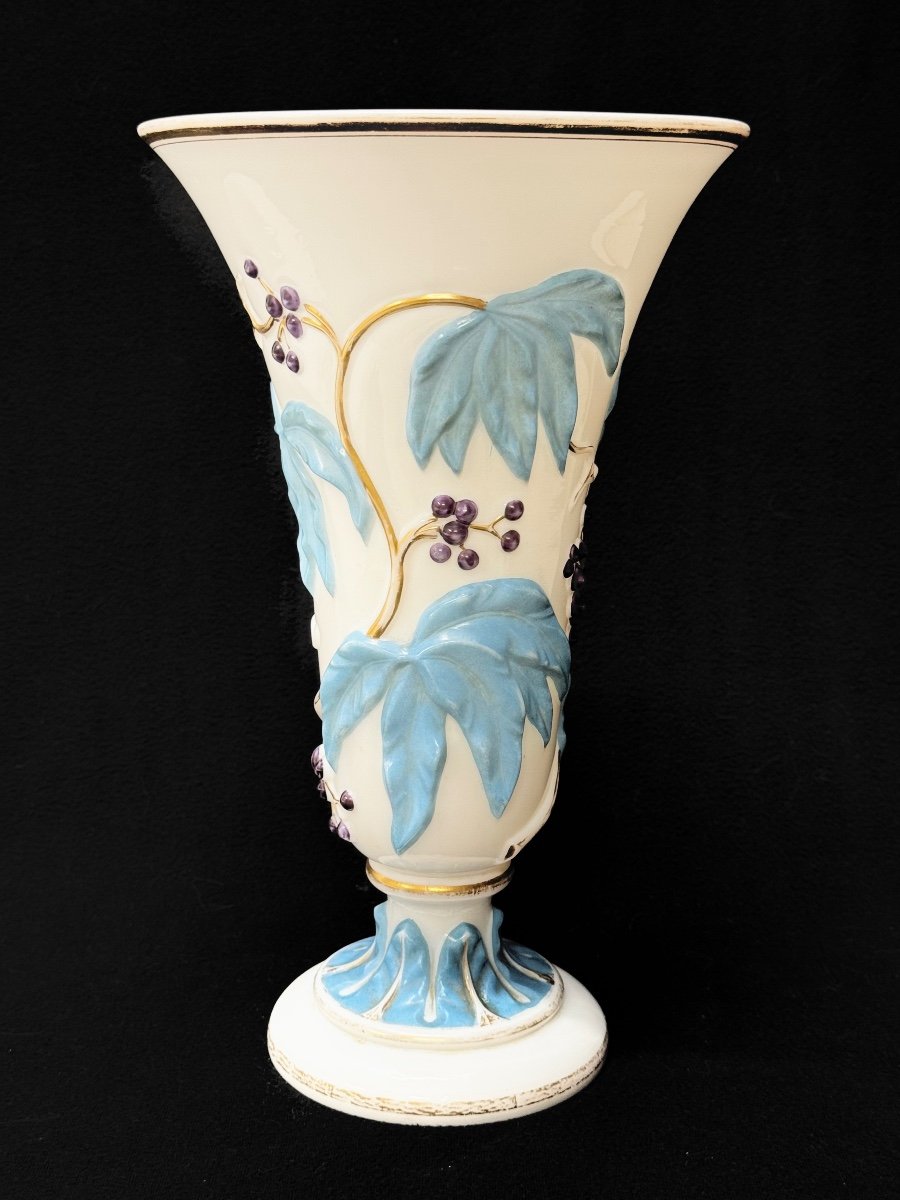 Baccarat - Opaline Vase, Garland Of Virgin Creeper Model -photo-4