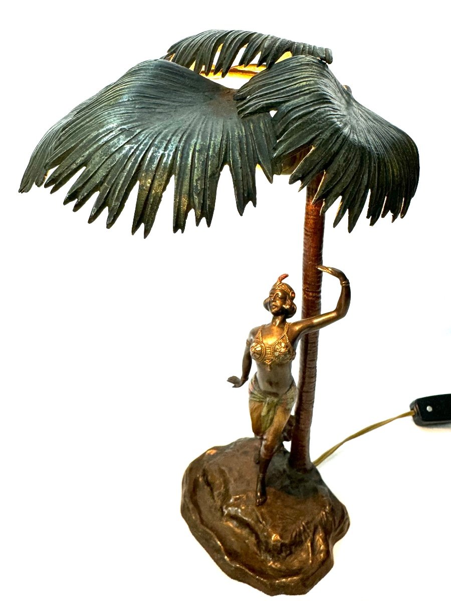 Vienna Bronze Lamp 