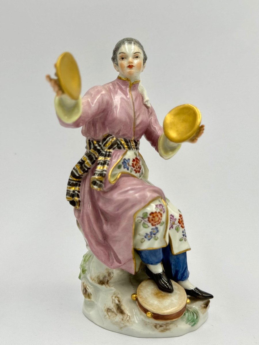 Meissen - Porcelain Figurine Of A Japanese Woman Playing Cymbals-photo-2