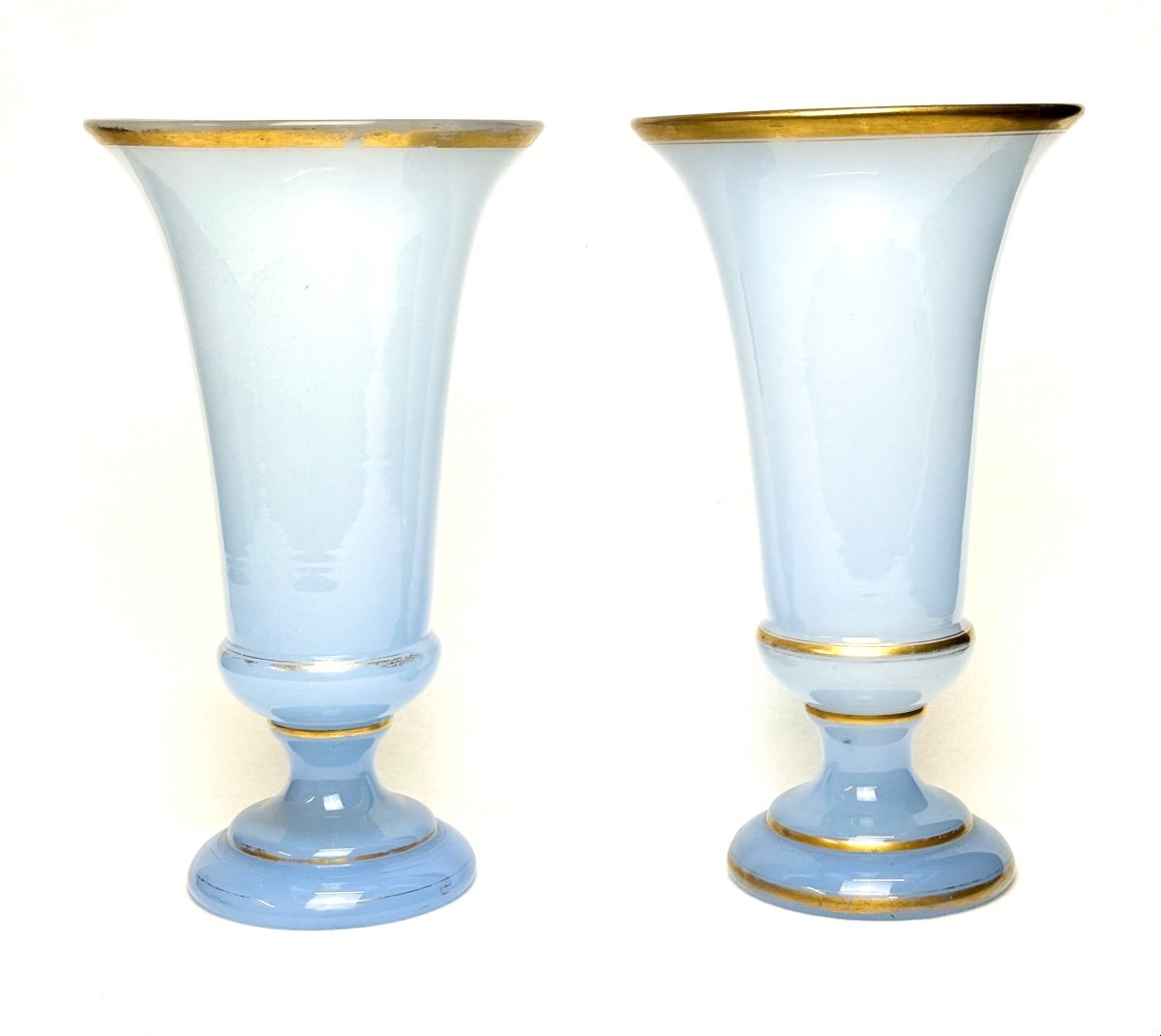 Pair De Vases En Opaline 