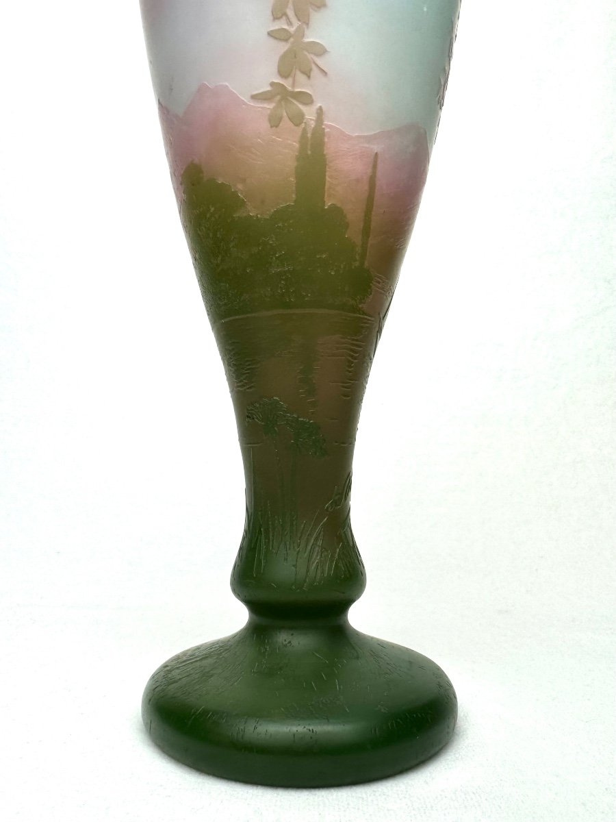  Camille Trutie De Varreux - De Vez Vase With Lake Decor -photo-1