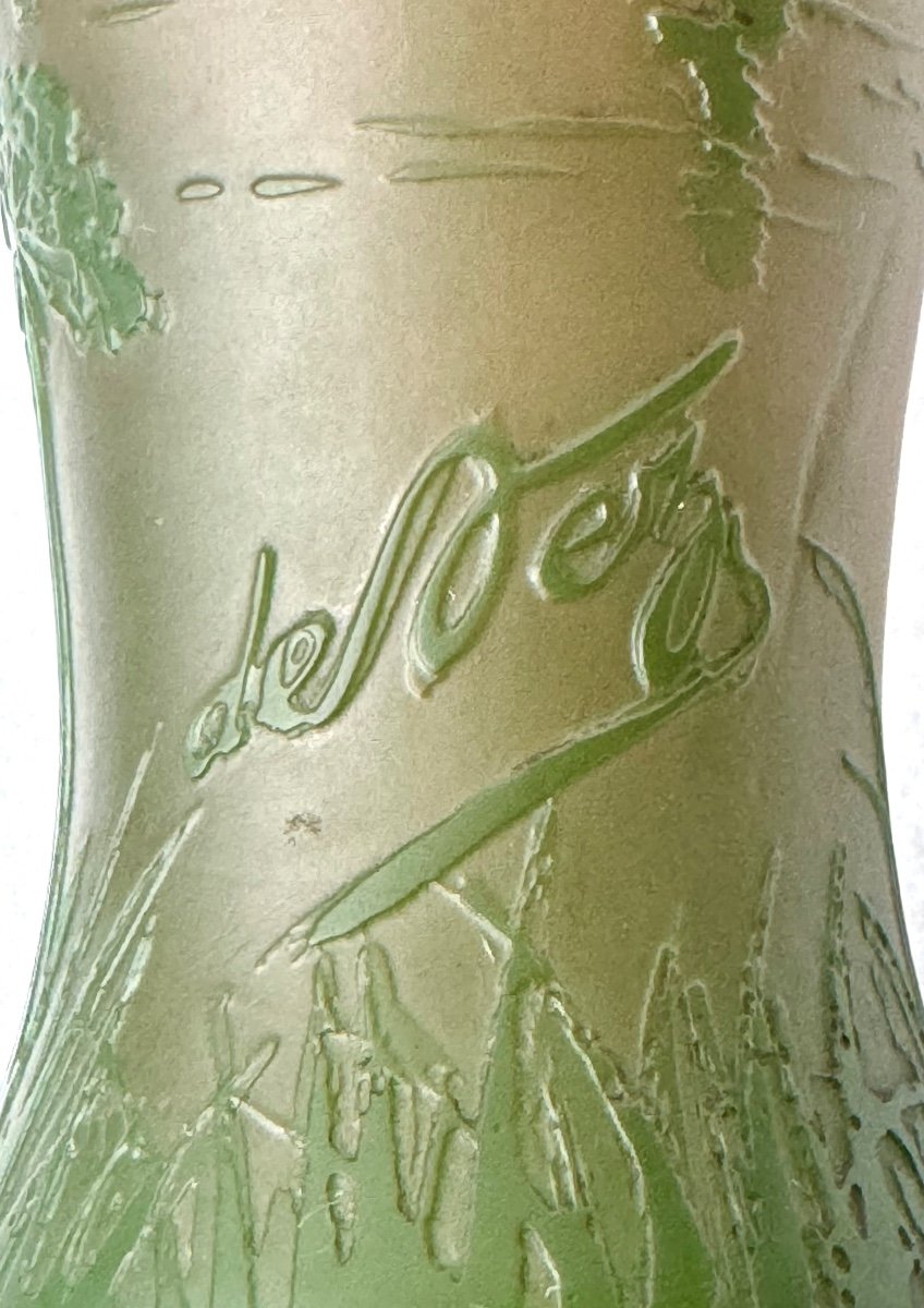  Camille Trutie De Varreux - De Vez Vase With Lake Decor -photo-5