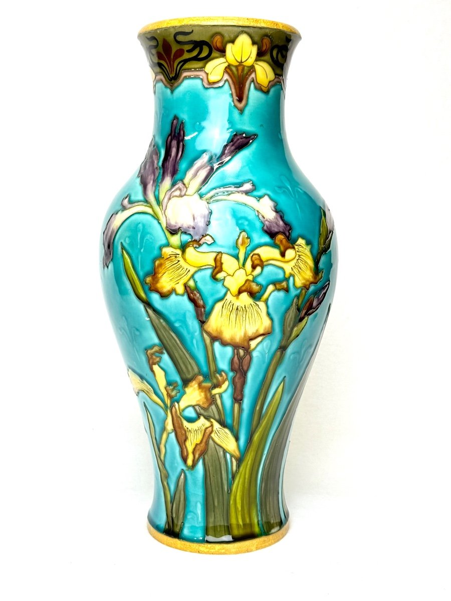 Sèvres  Atelier d'Optat Milet vase Signé V. Young 