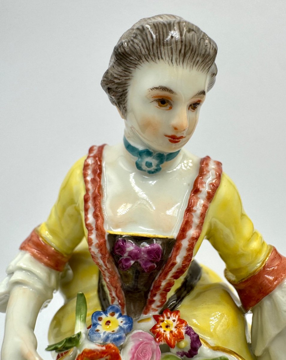 Meissen Porcelain Figure Florist From The Cris De Paris Series -photo-4