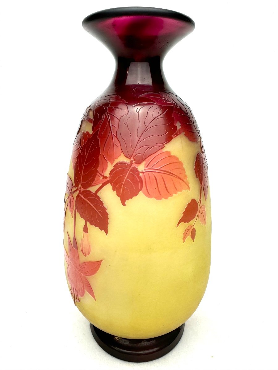 Gallé - Vase With Fuchsia Decor -photo-1