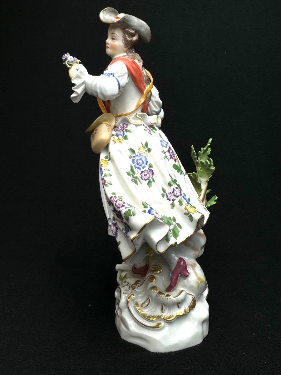 Meissen - Porcelain Figure Of Shepherdess With Staff-photo-4