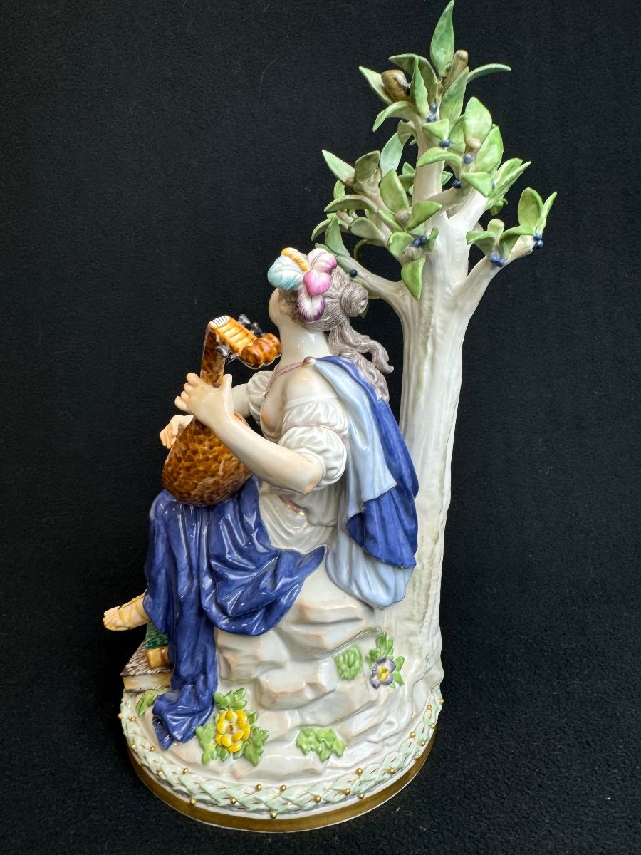 Meissen - Rare Groupe Mythologique Muse Terpsichore De La Série Apollo Et Les 9 Muses.-photo-4