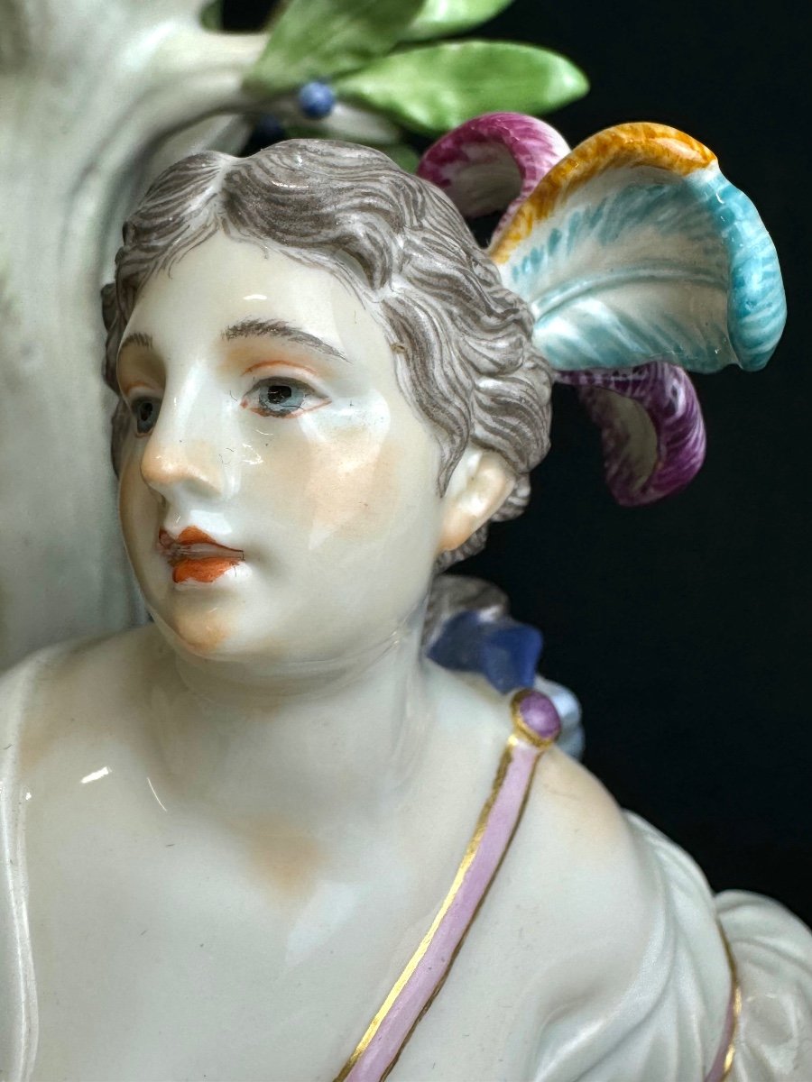 Meissen - Rare Groupe Mythologique Muse Terpsichore De La Série Apollo Et Les 9 Muses.-photo-2