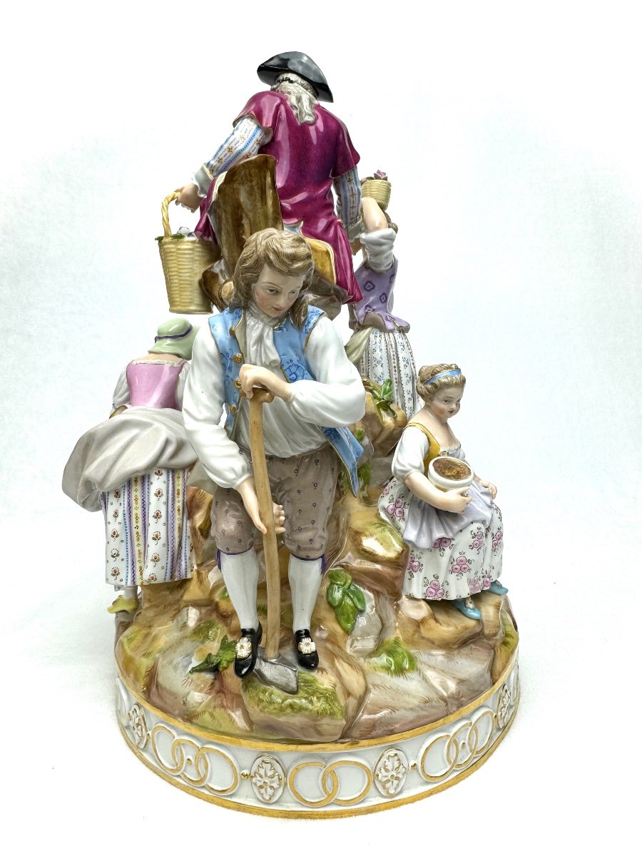 Meissen - Large Group Of Gardeners -photo-2