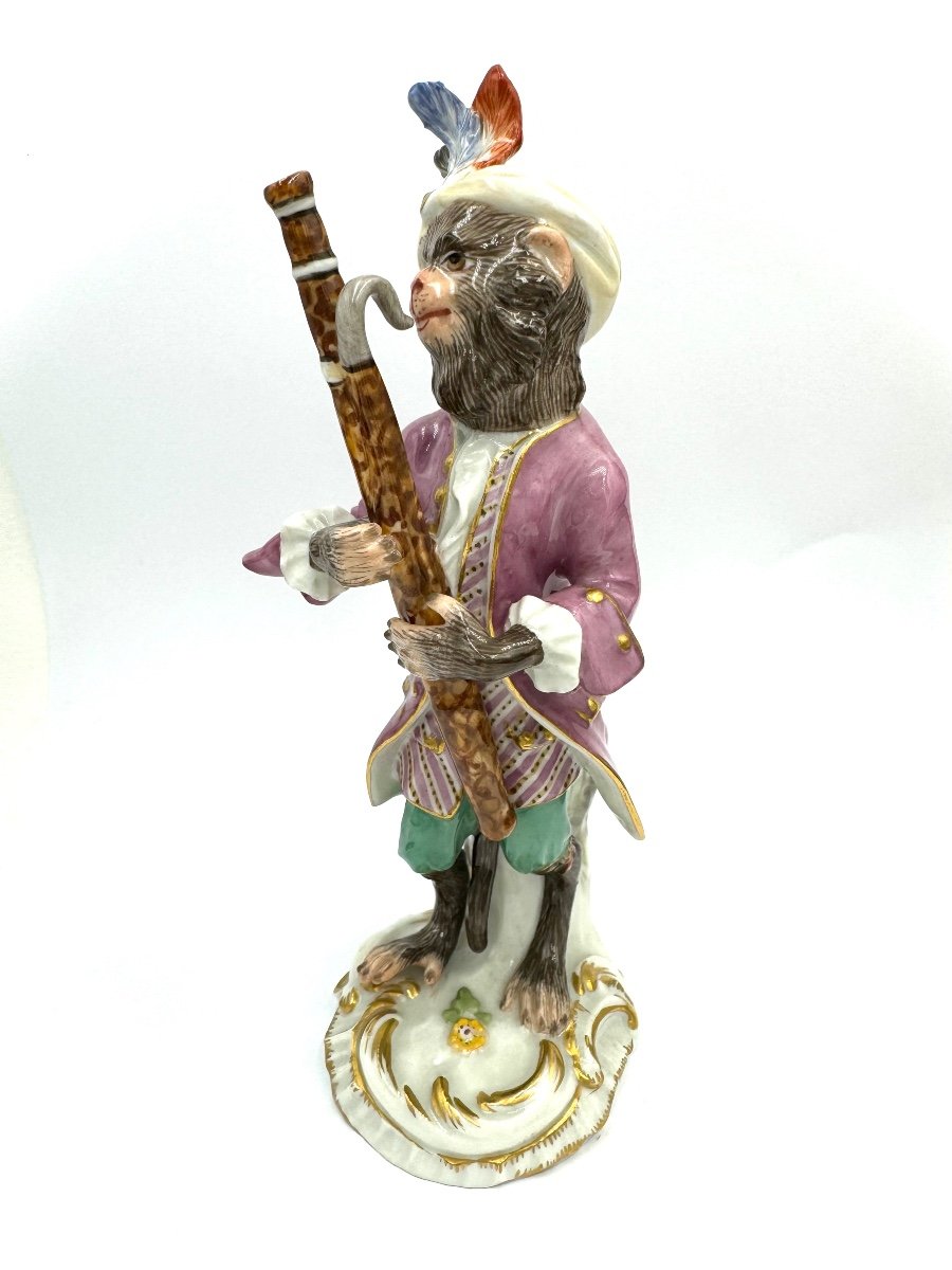 Meissen Figure En Porcelaine - Singe En Tant Que Fagottiste De L’orchestre De Singes